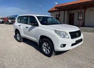 سيارة رياضية متعددة الأغراض Toyota Land cruiser 3.0D