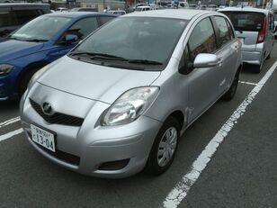 سيارة هاتشباك Toyota VITZ