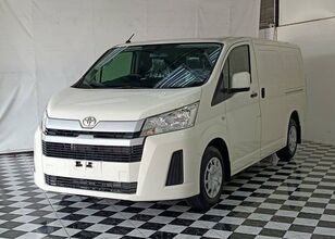 الميكروباصات لنقل الركاب Toyota HIACE COMMUTER