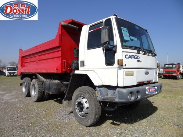 شاحنة قلابة Ford Cargo 2831 Tolva 12-14 Mts Cúbicos