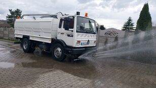 شاحنة رش المياه Renault Midliner water street cleaner