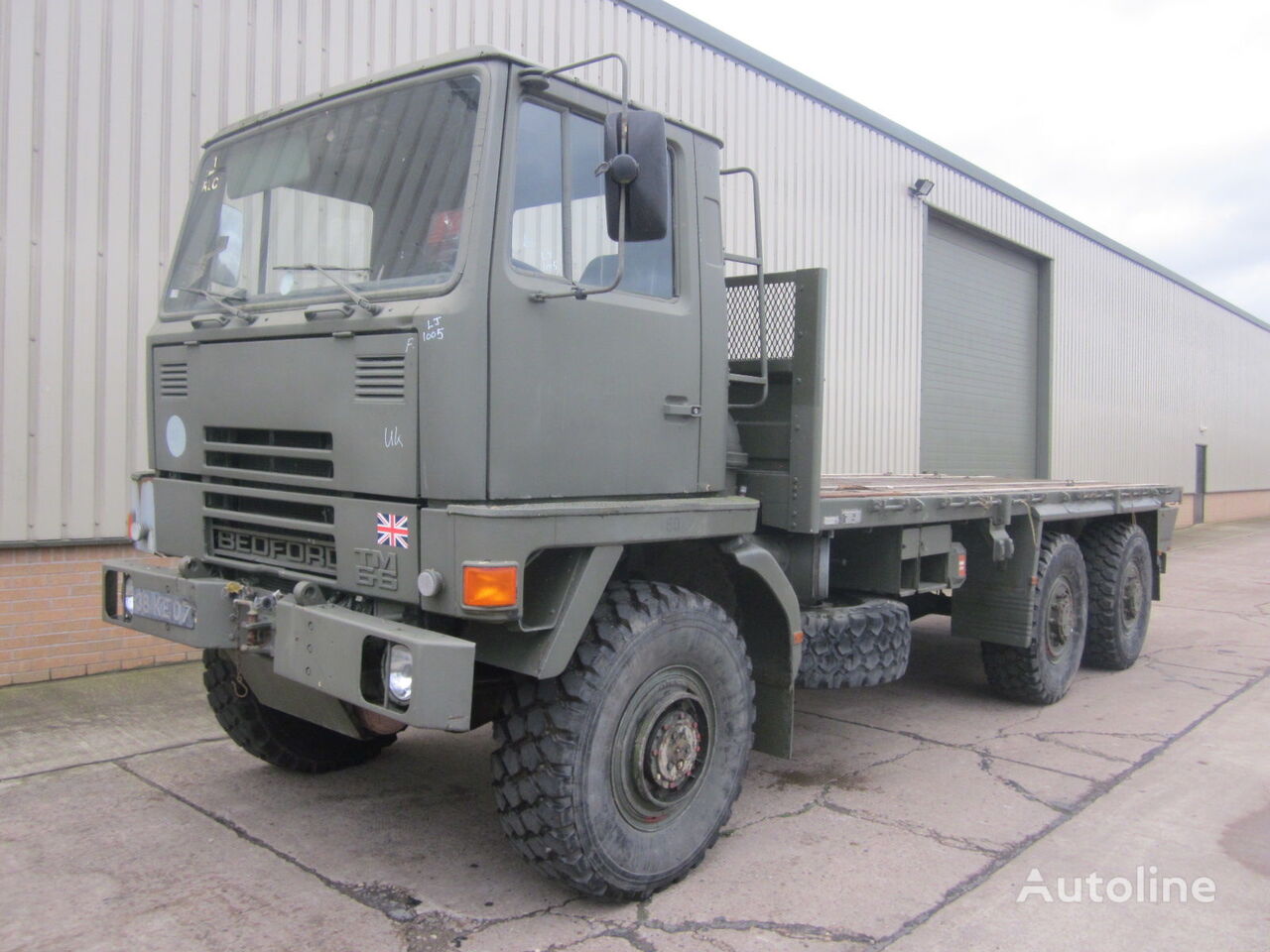 عربة مقطورة مسطحة Bedford TM 6x6