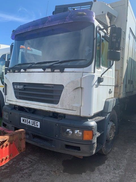 شاحنة التبريد ERF ECM 2004/2003 BREAKING FOR SPARES من قطع الغيار