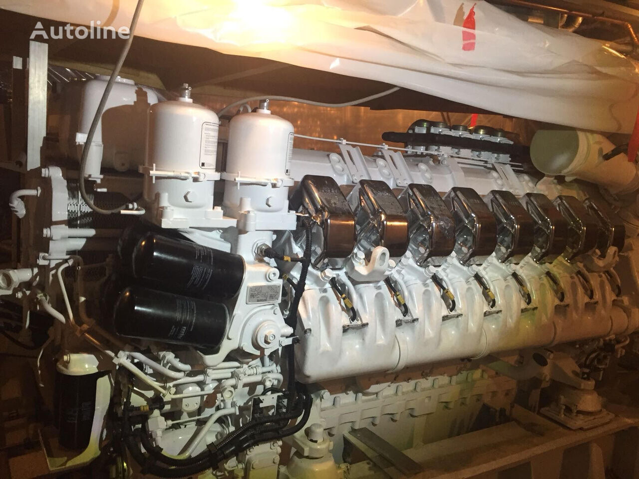 المحرك MTU M90 MARINE 16V4000M90 لـ الكارافانات MAN