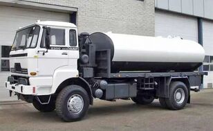 شاحنة الصهريج DAF 2300 4x4 fuel tanker - 10000 Liters - ex army