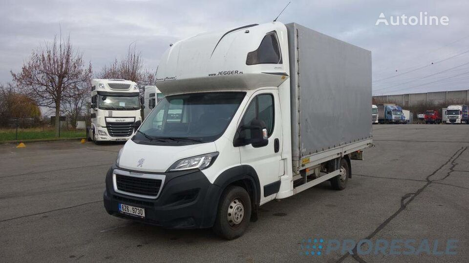 صندوق خلفي مغطى Peugeot BOXER