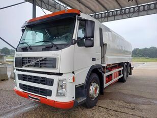 شاحنة الصهريج VOLVO