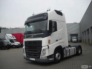 السيارات القاطرة Volvo FH