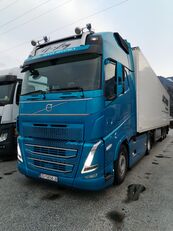 السيارات القاطرة Volvo FH 500